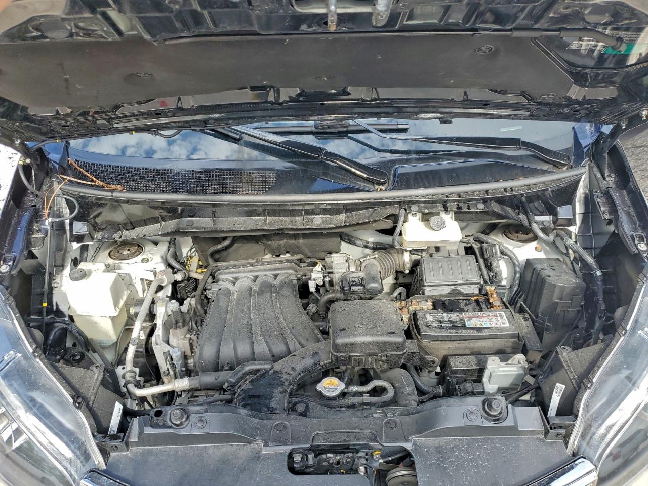 Nissan Nv 2.5s Image 11