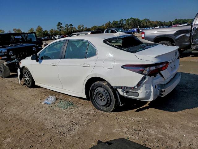 Toyota Camry Se Image 8