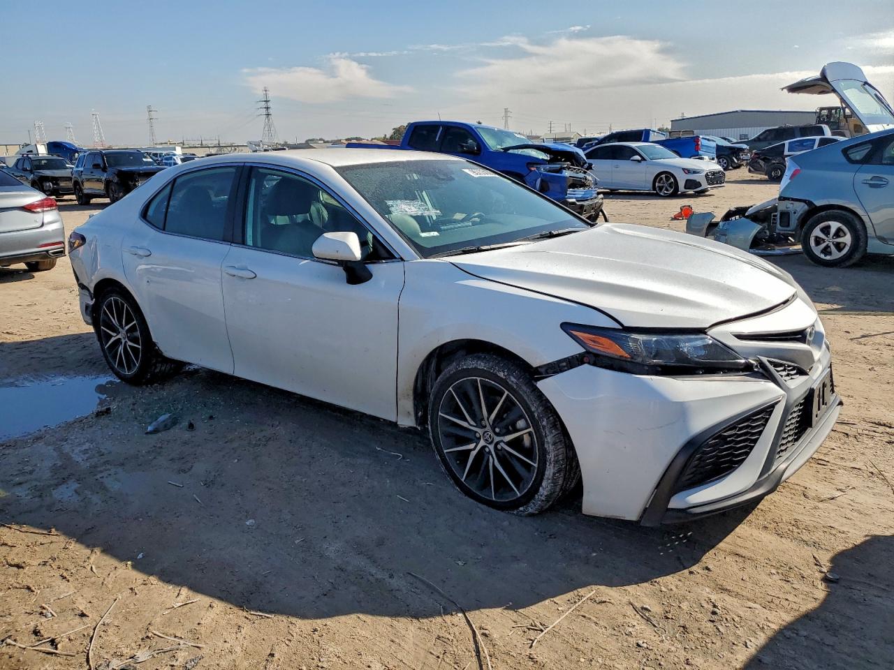 Toyota Camry Se Image 2