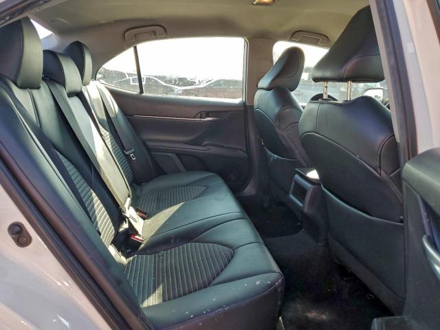 Toyota Camry Se Image 7