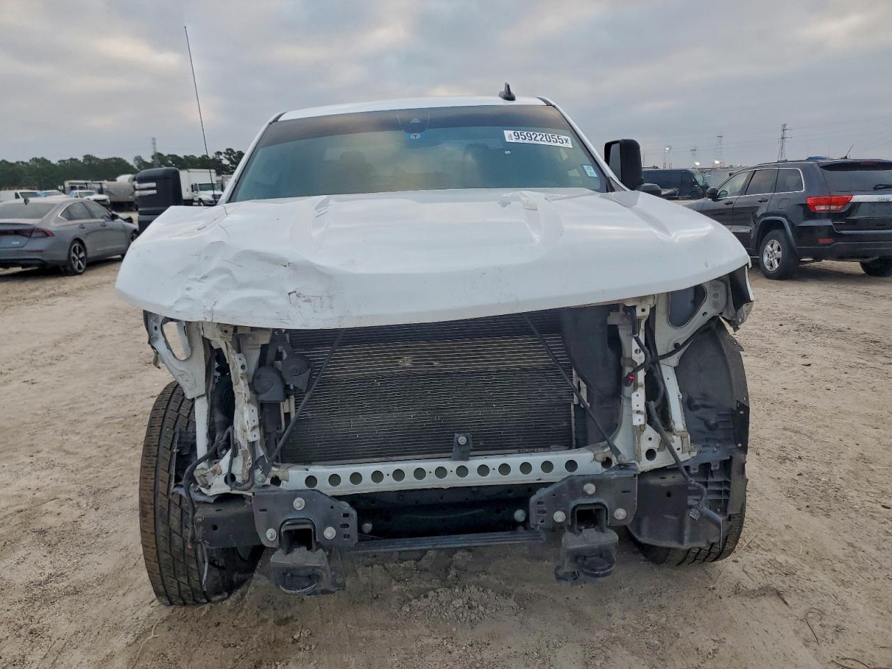 Chevrolet Silverado K1500 Custom Image 7