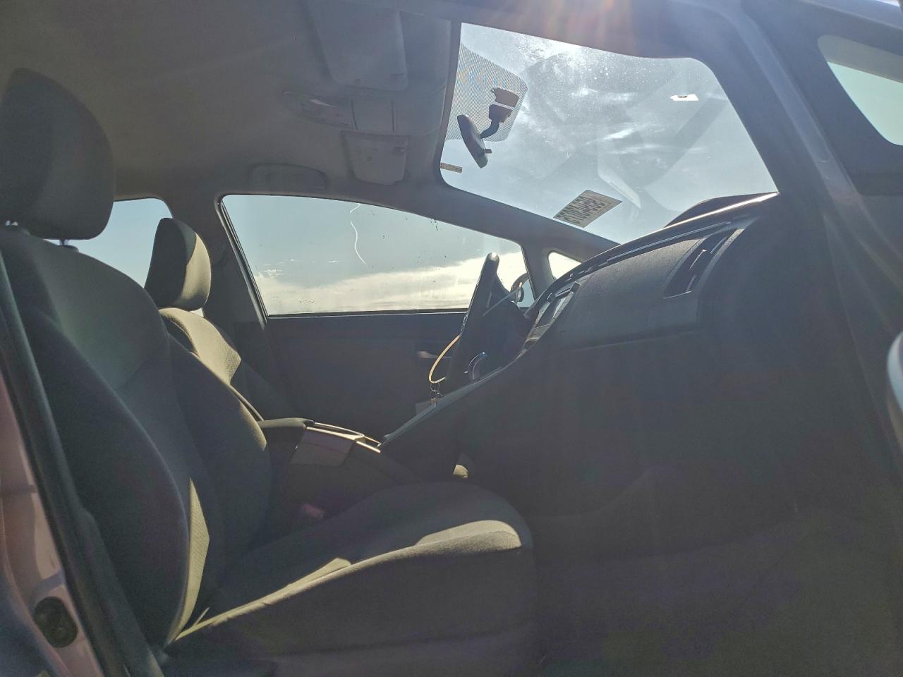 Toyota Prius Image 9