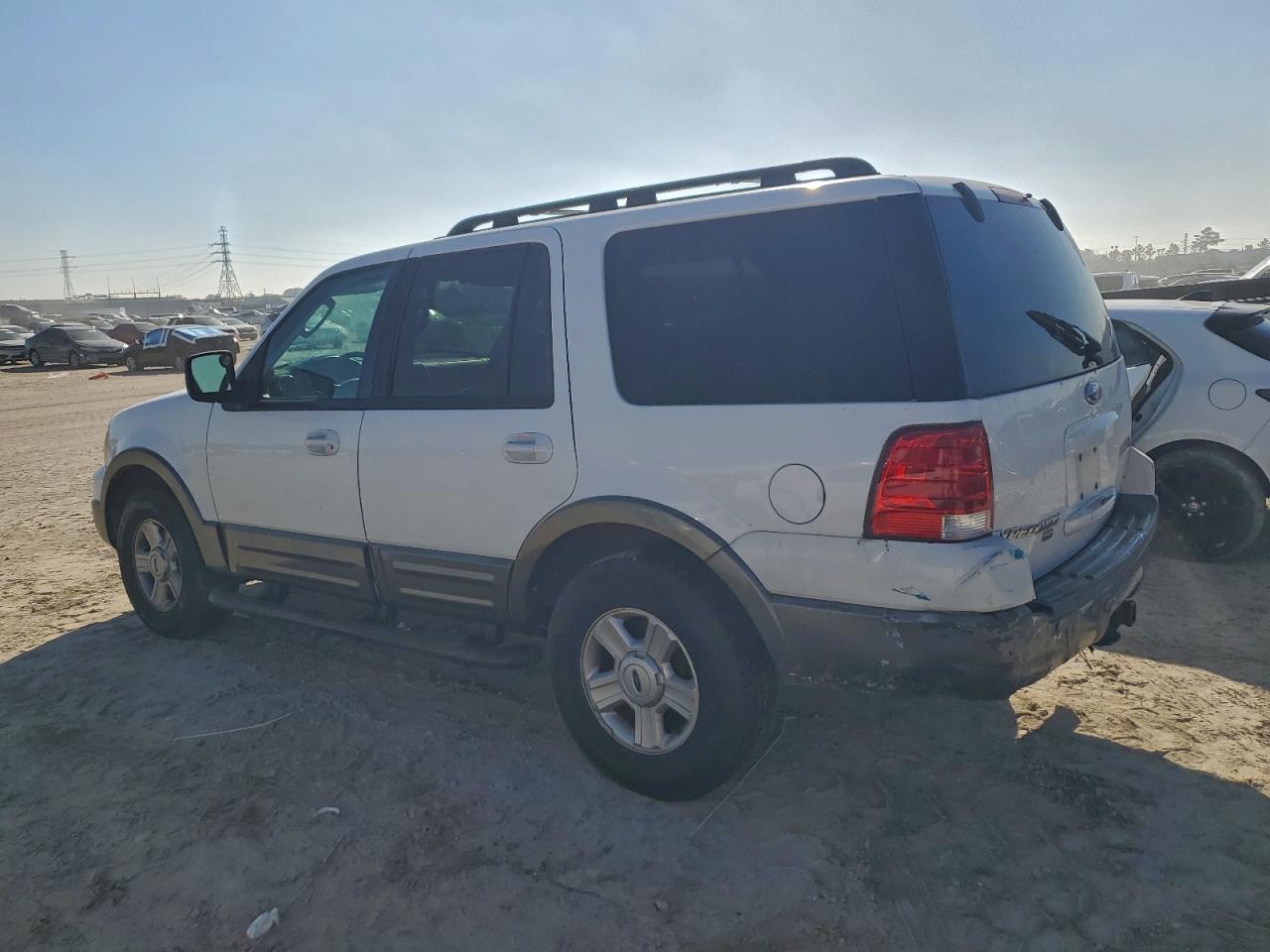 Ford Expedition Xlt Image 2