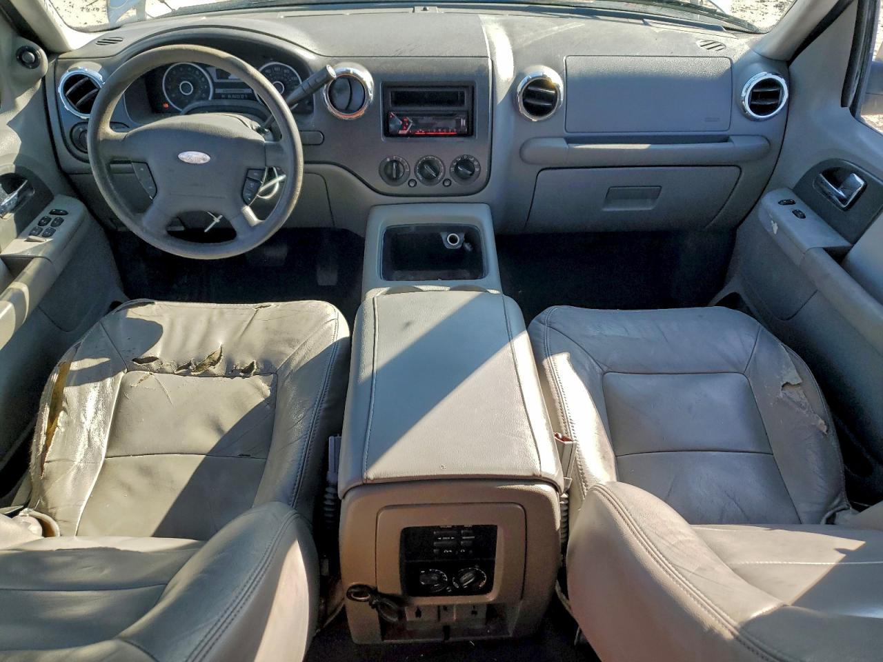 Ford Expedition Xlt Image 5