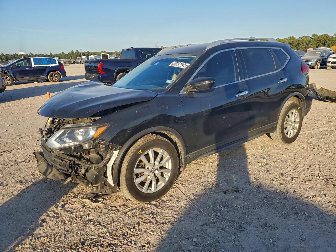 Nissan Rogue S Image 1
