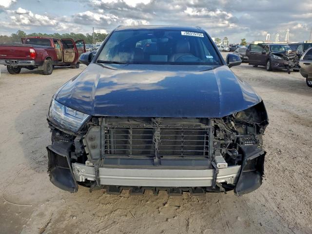 Audi Q7 Prestige Image 4