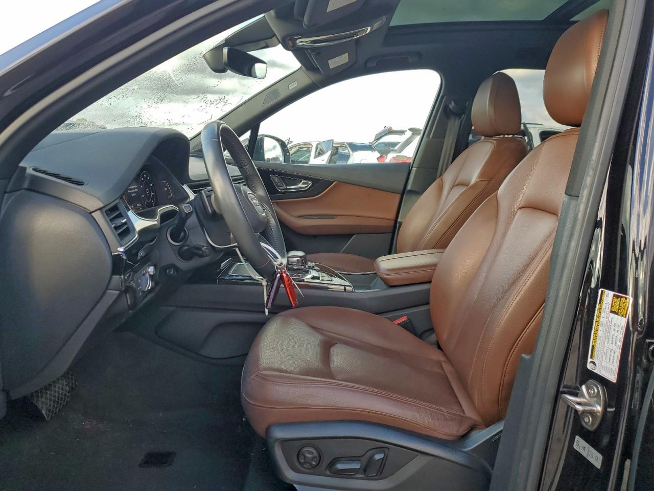 Audi Q7 Prestige Image 8