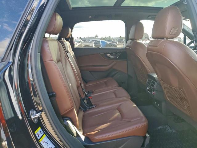 Audi Q7 Prestige Image 7