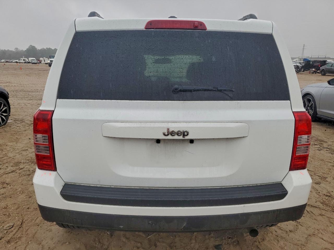 Jeep Patriot Sport Image 7