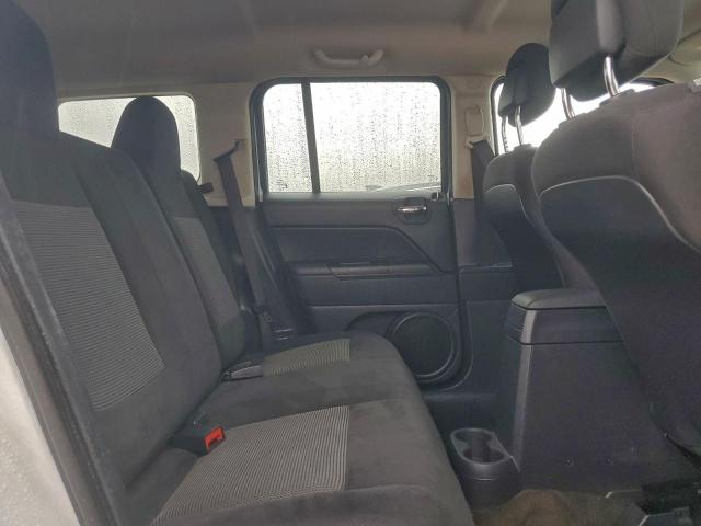 Jeep Patriot Sport Image 12