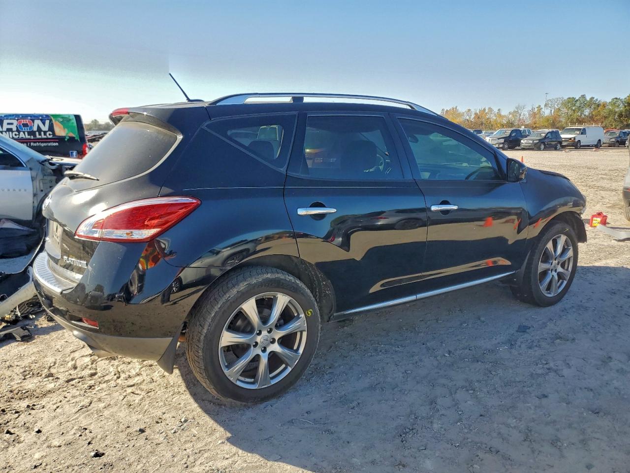 Nissan Murano S Image 6