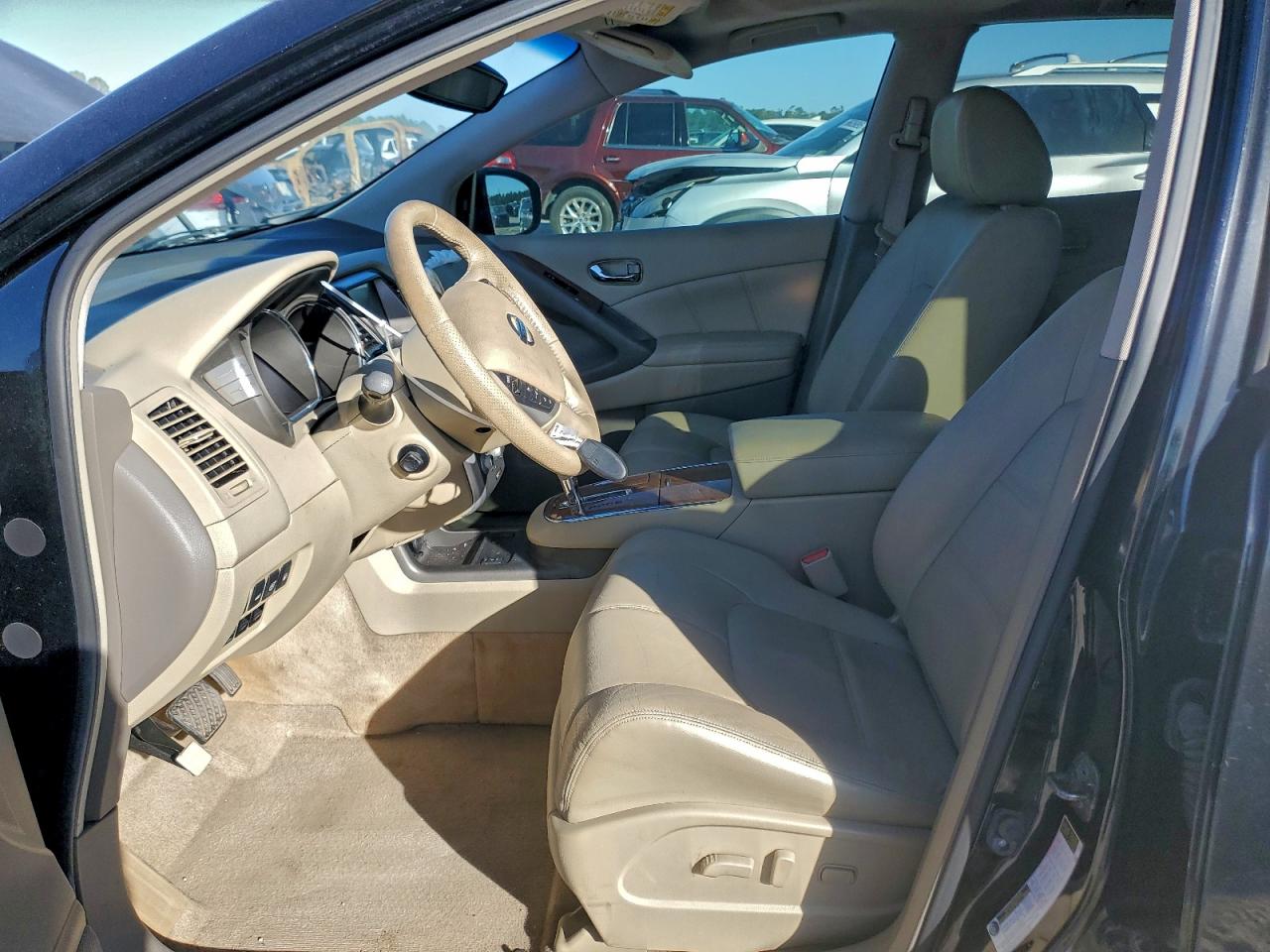 Nissan Murano S Image 5