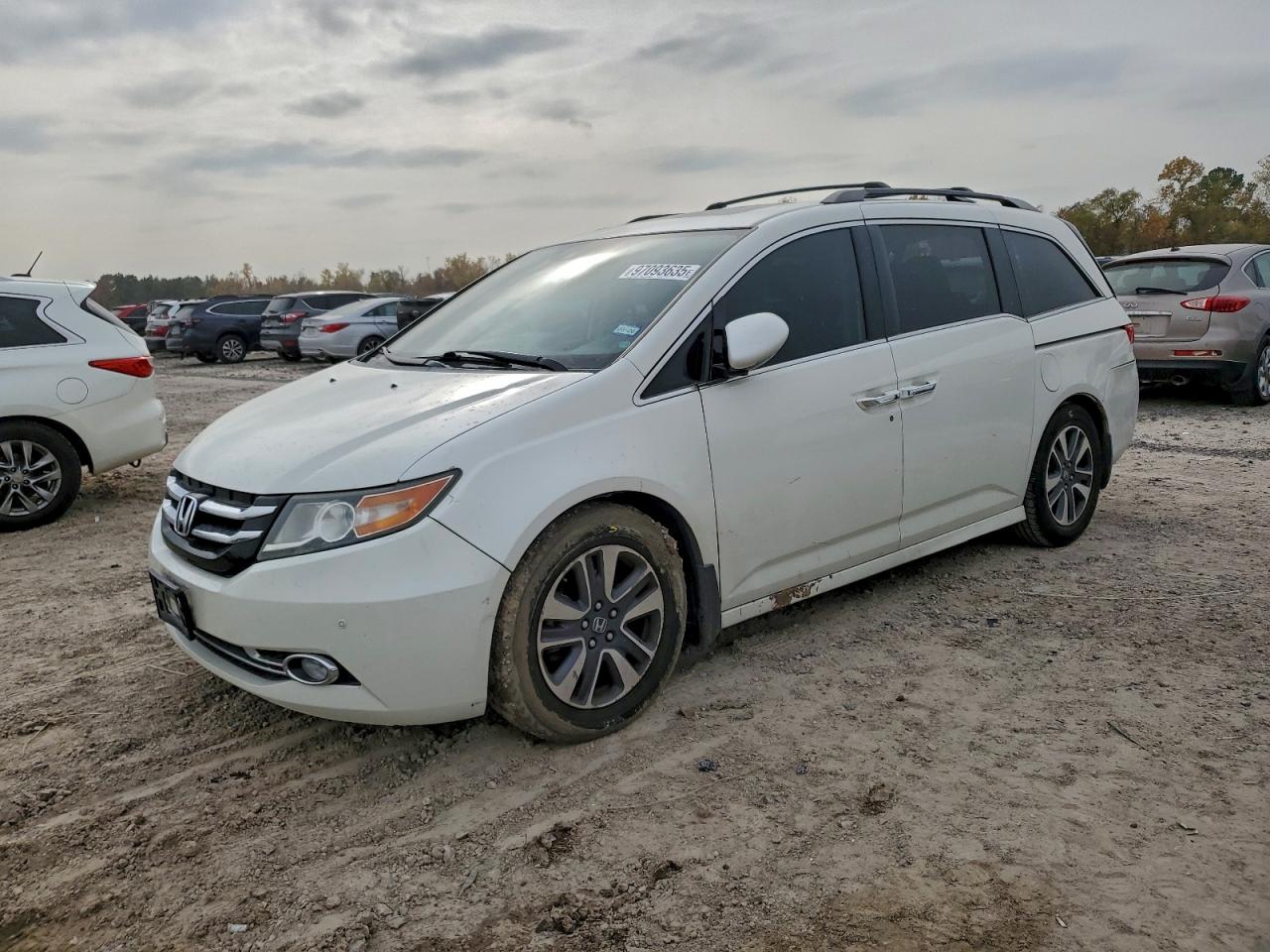 Honda Odyssey Touring Image 1