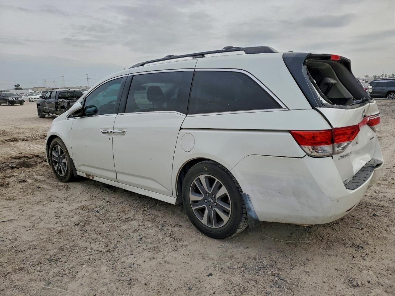 Honda Odyssey Touring Image 13