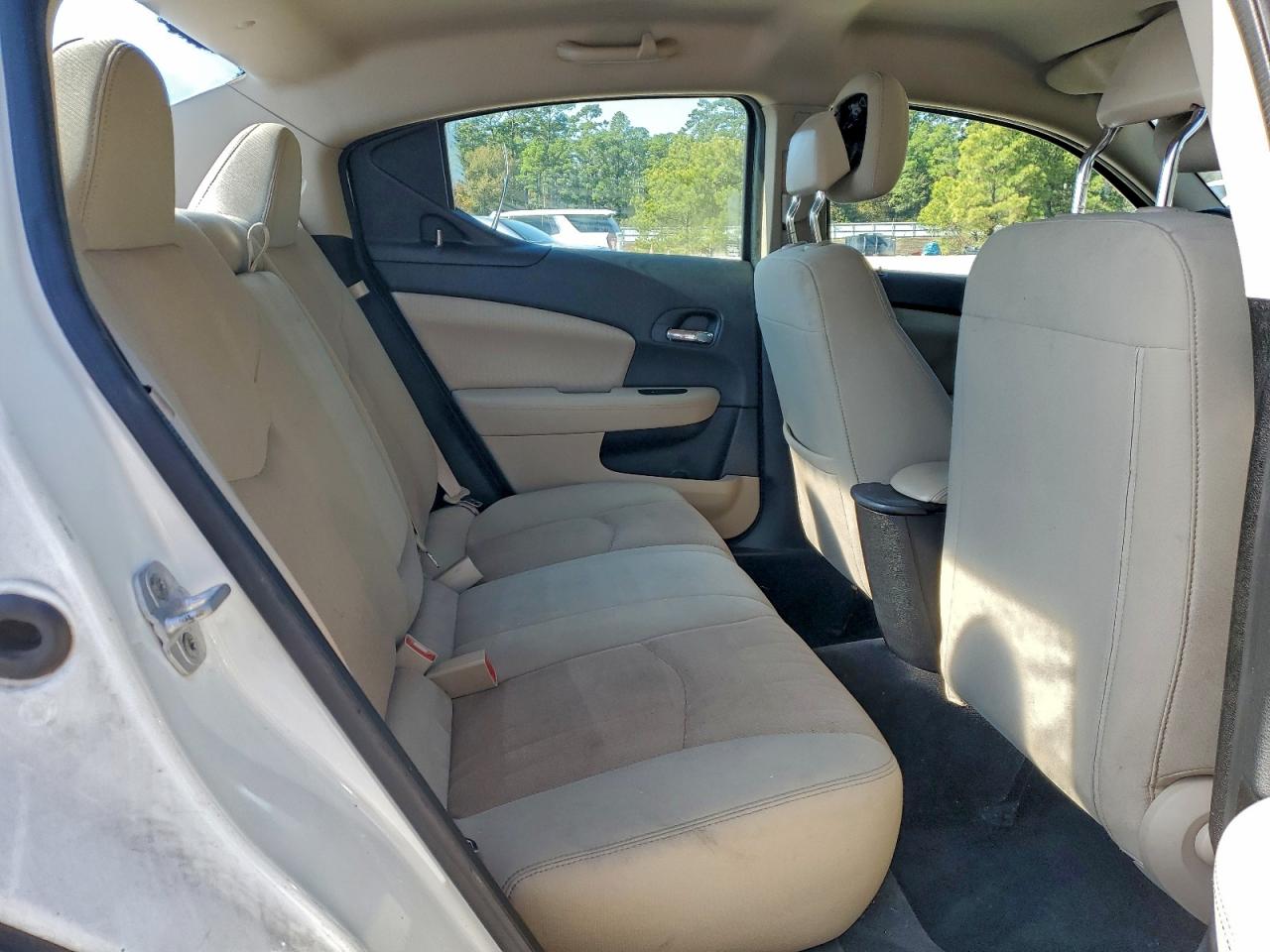 Dodge Avenger Se Image 11