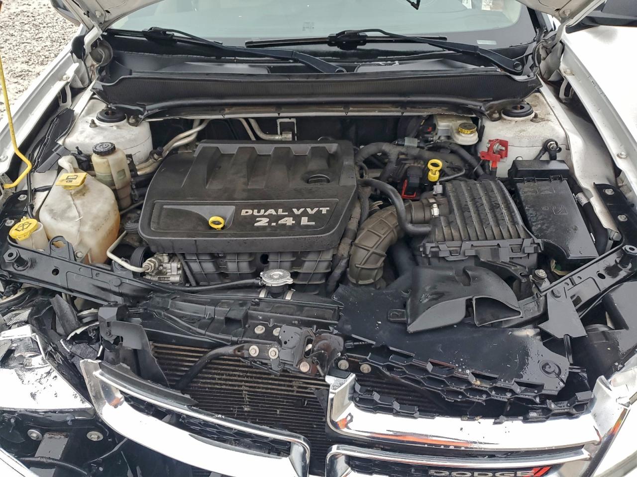 Dodge Avenger Se Image 9