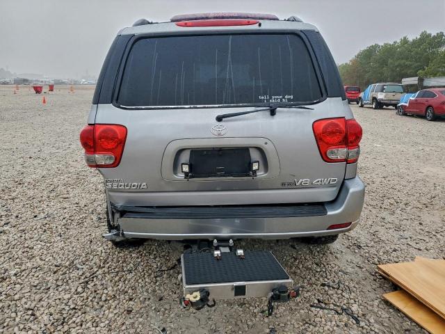 Toyota Sequoia Sr5 Image 6