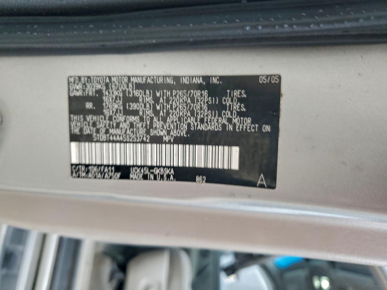 Toyota Sequoia Sr5 Image 10