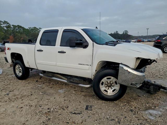 Chevrolet Silverado K2500 Heavy Duty Image 7