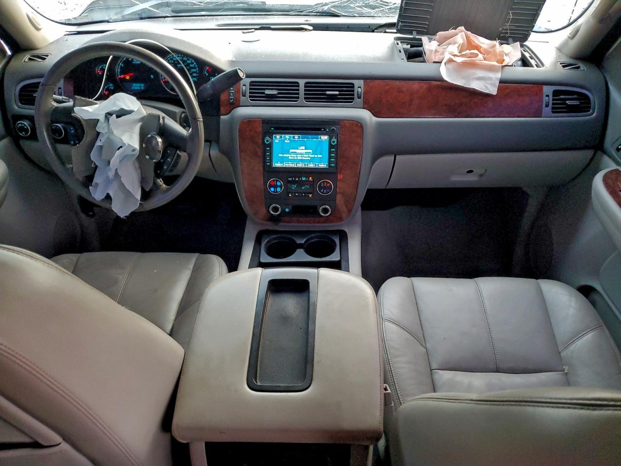 Chevrolet Silverado K2500 Heavy Duty Image 8