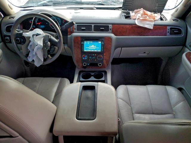 Chevrolet Silverado K2500 Heavy Duty Image 8