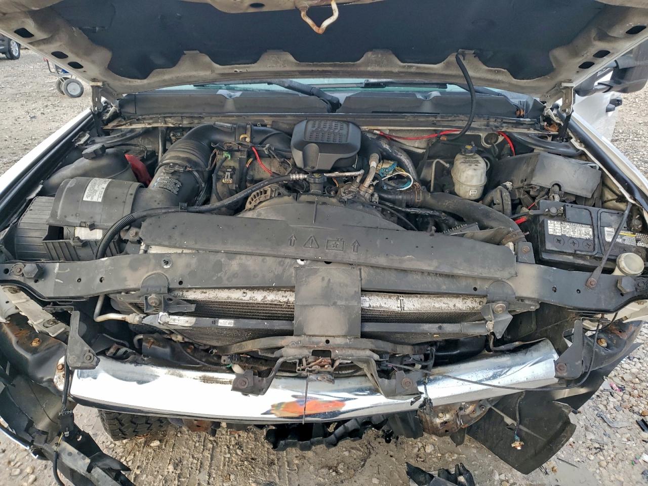 Chevrolet Silverado K2500 Heavy Duty Image 12