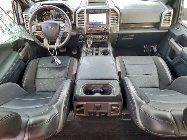 Ford F-150 Raptor Image 9