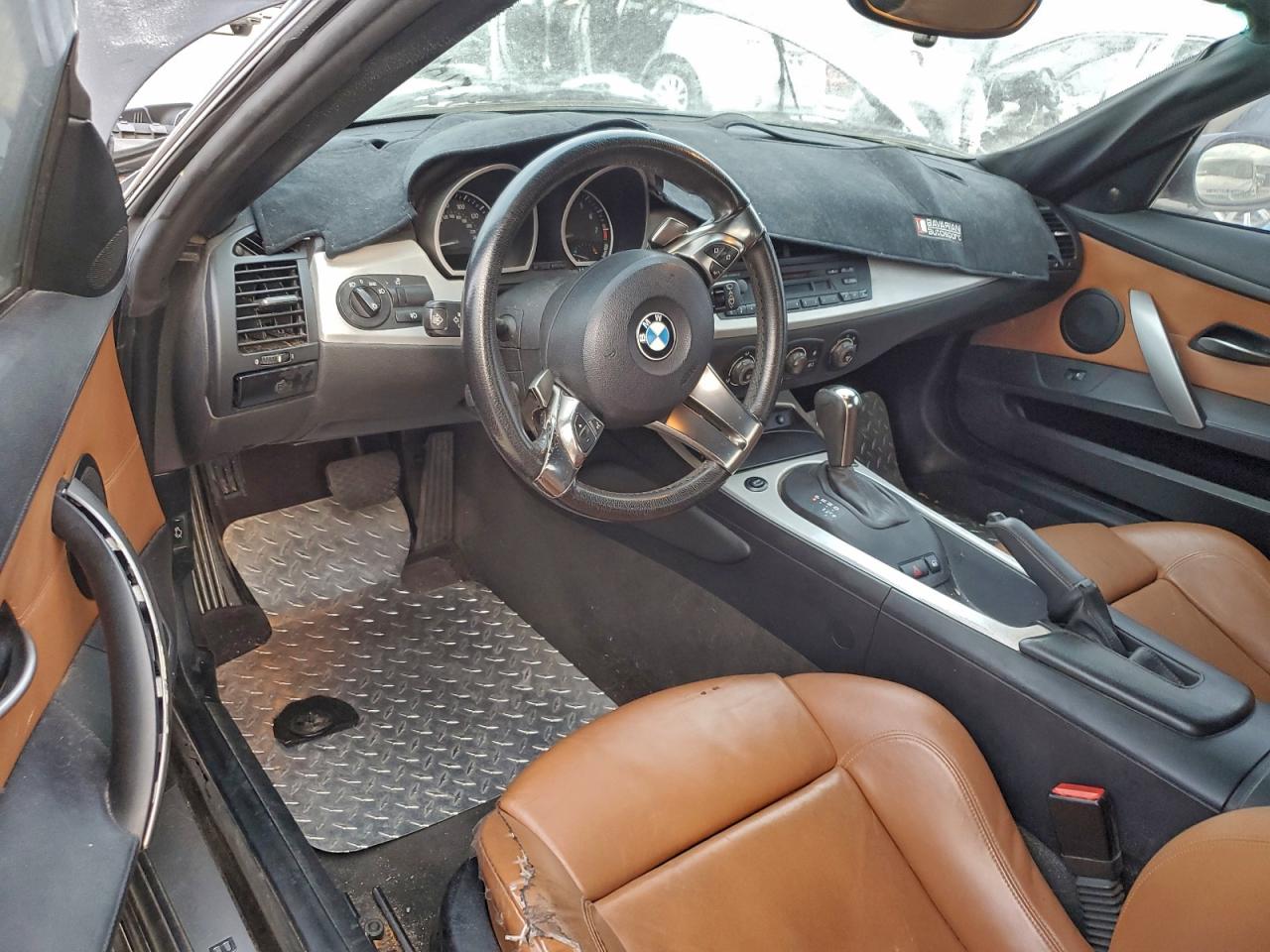 BMW Z Series 3.0si Image 2