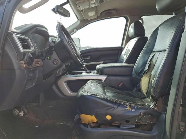 Nissan Titan Sl Image 2