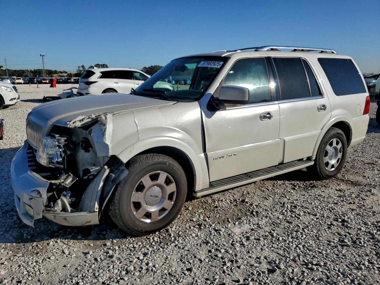 Lincoln Navigator Image 1