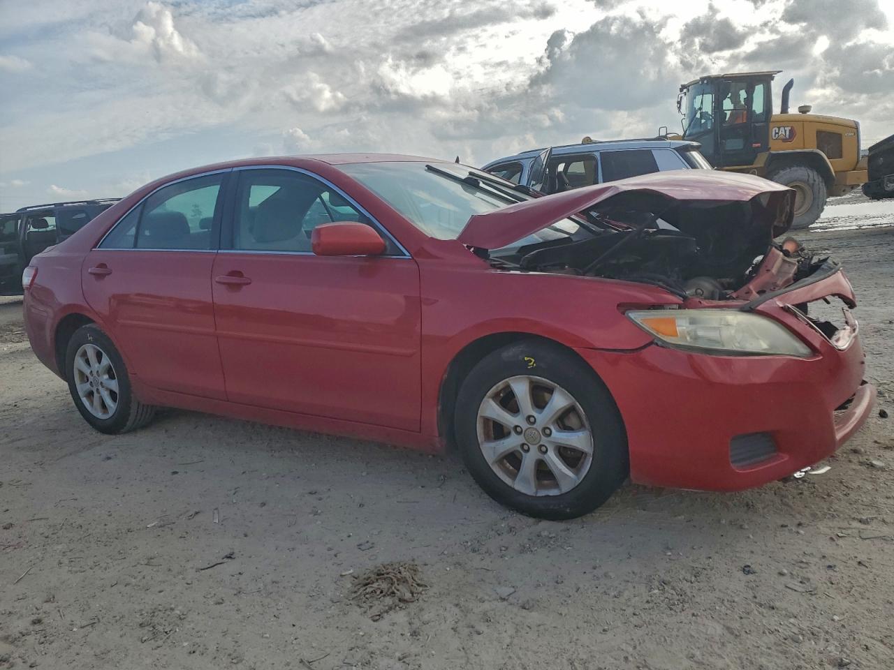 Toyota Camry Base Image 3