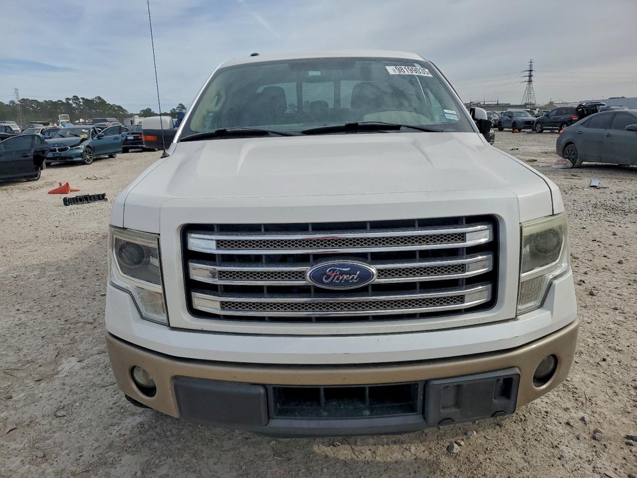 Ford F-150 Supercrew Image 5