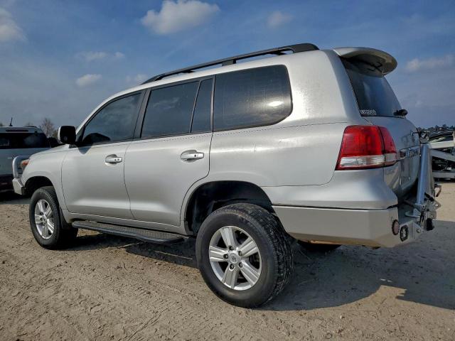 Toyota Land Cruis Image 9