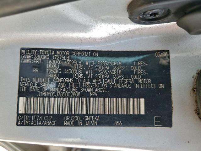 Toyota Land Cruis Image 4