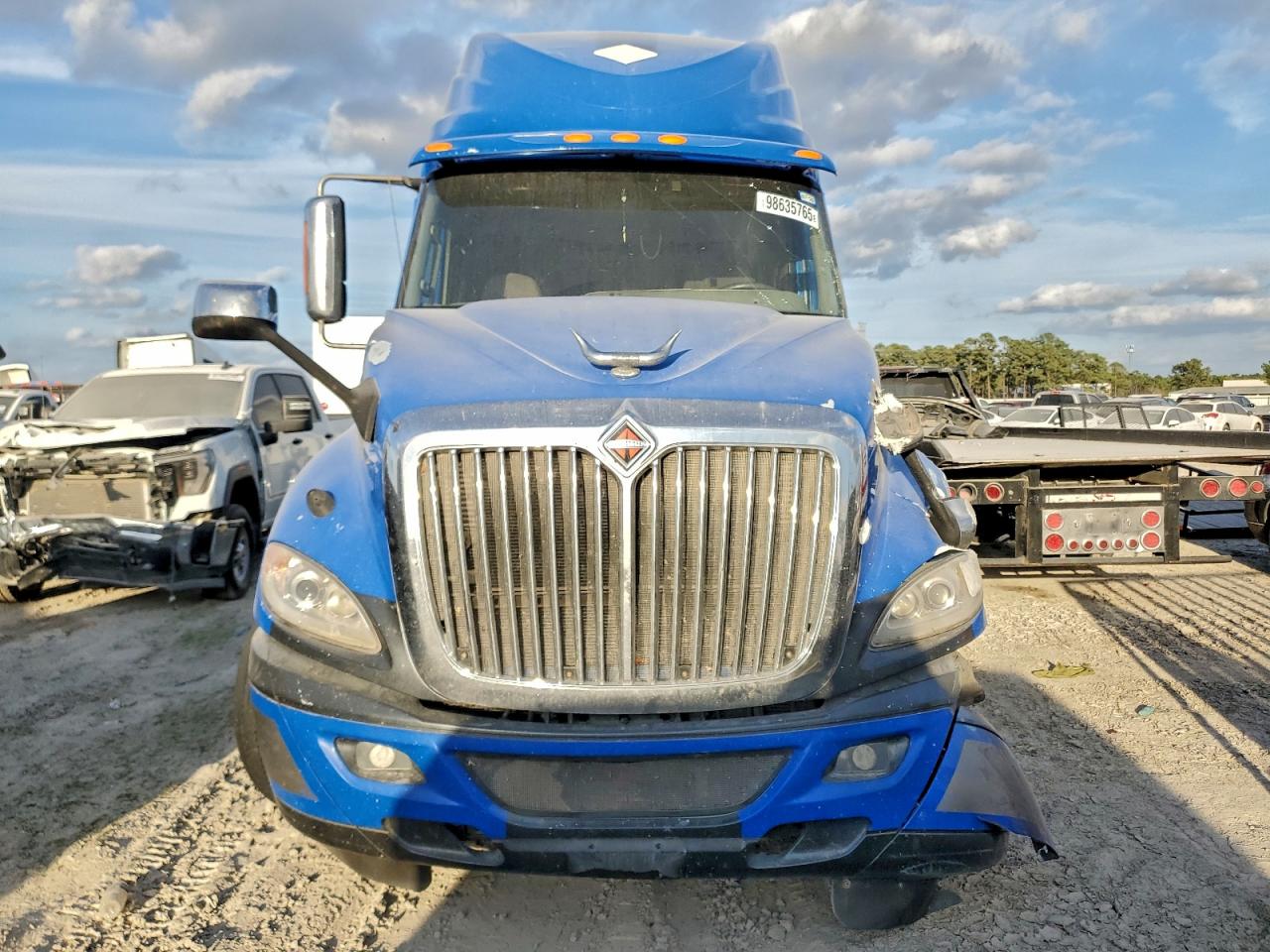 International Prostar Image 10