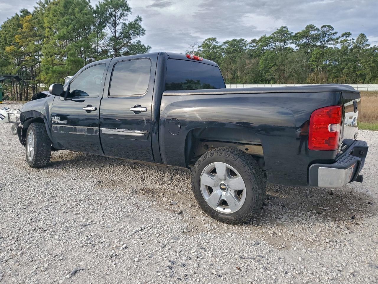 Chevrolet Silverado C1500 Lt Image 6
