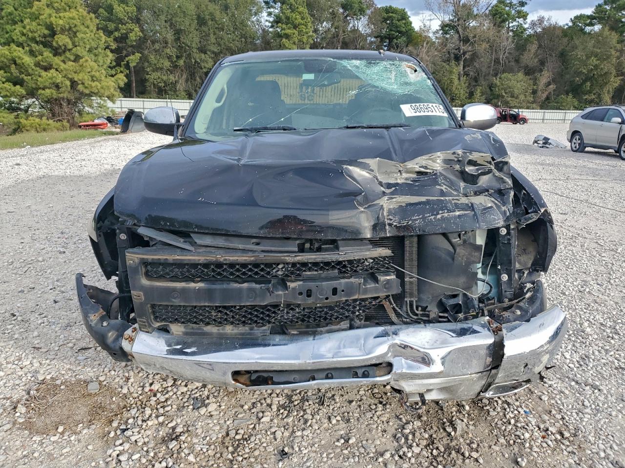 Chevrolet Silverado C1500 Lt Image 9