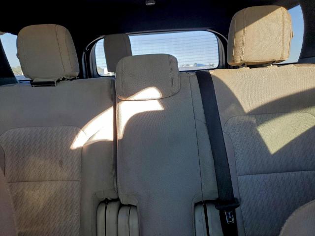 Ford Explorer Image 12