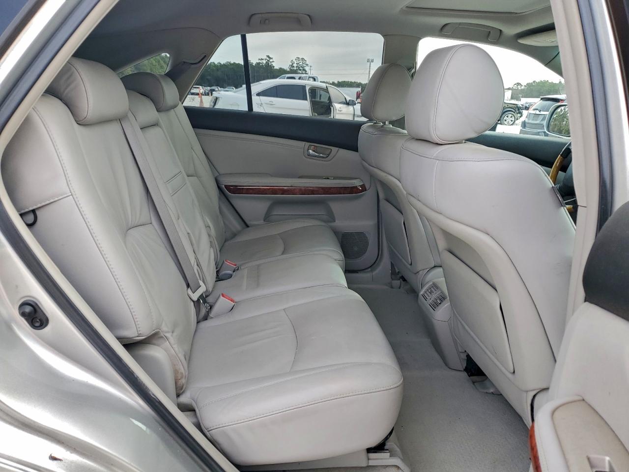 Lexus RX 350 Image 11