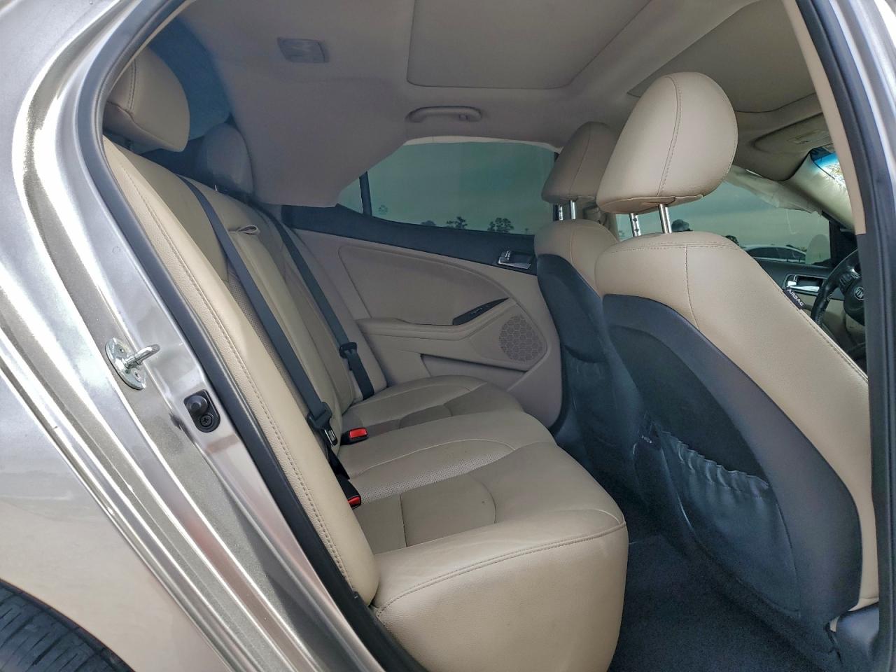 Kia Optima Ex Image 9