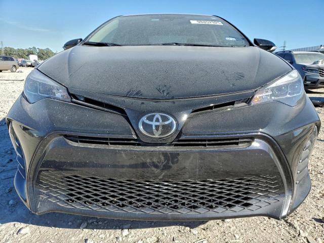 Toyota Corolla L Image 9