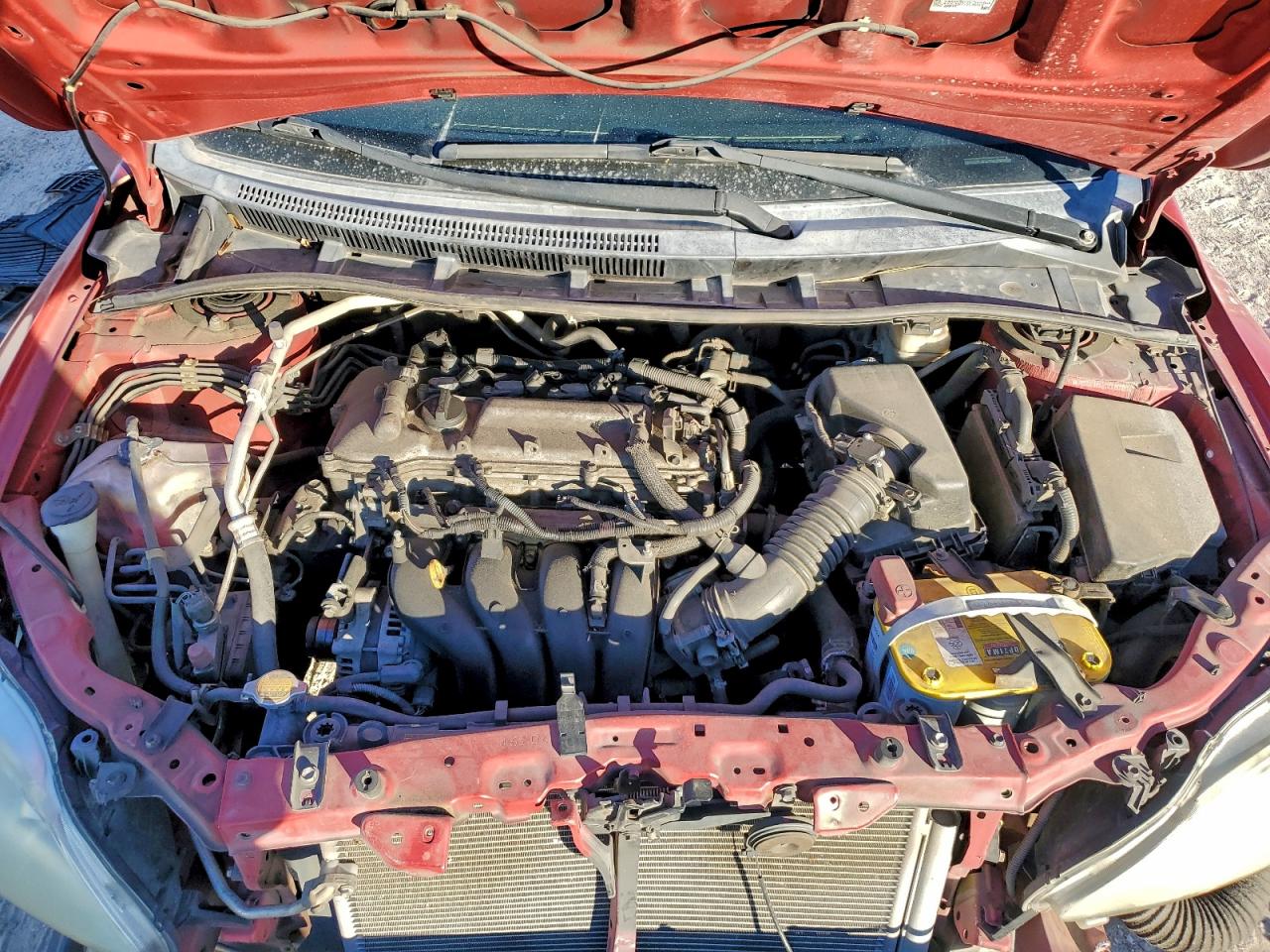 Toyota Corolla Base Image 10