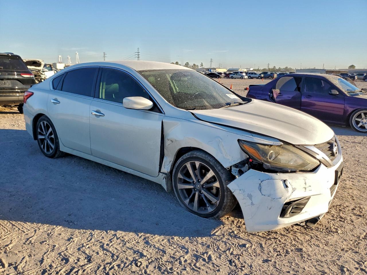 Nissan Altima 2.5 Image 3