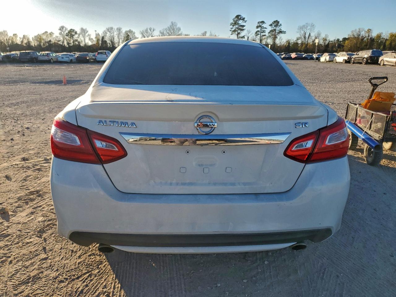 Nissan Altima 2.5 Image 4