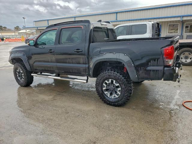 Toyota Tacoma Double Cab Image 5