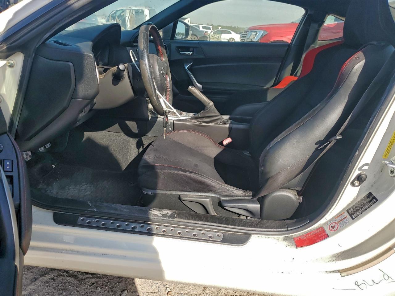 Toyota Scion Image 6