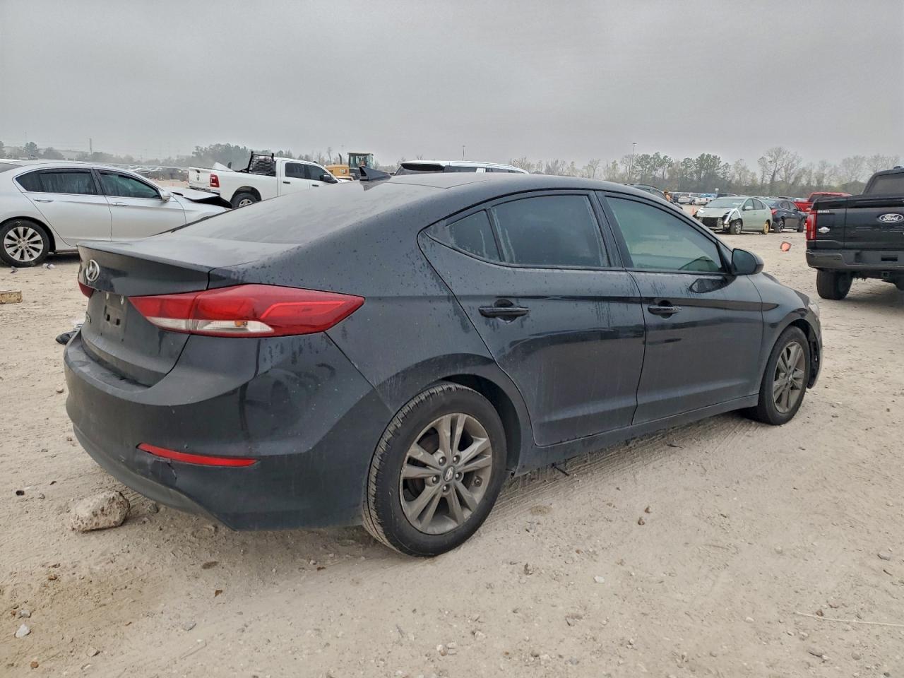 Hyundai ELANTRA Se Image 2
