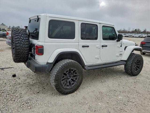 Jeep Wrangler Sahara Image 2