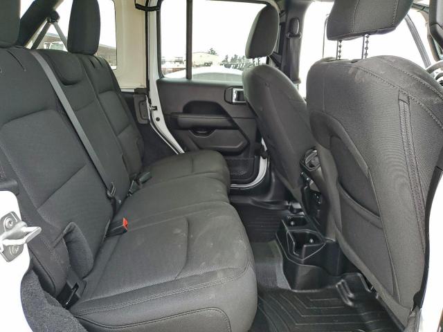 Jeep Wrangler Sahara Image 9