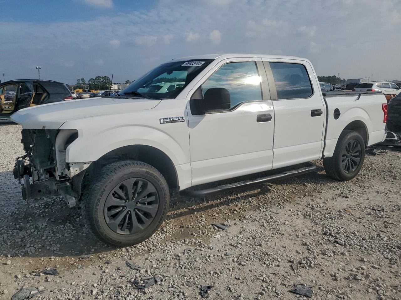 Ford F-150 Supercrew Image 1